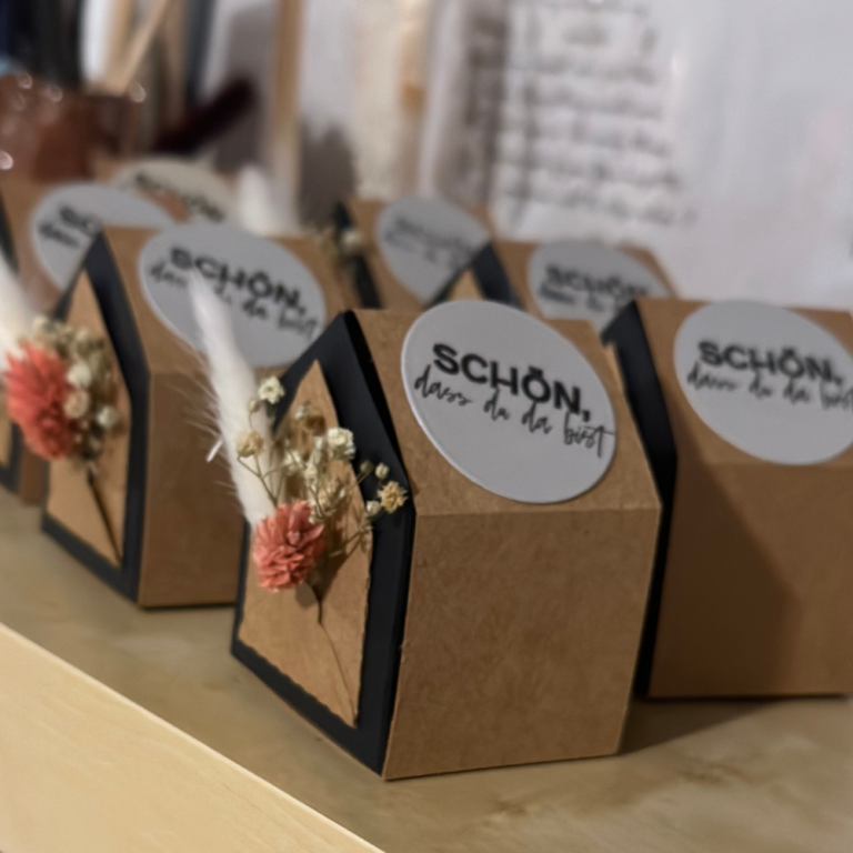 Geschenke & Verpackungen